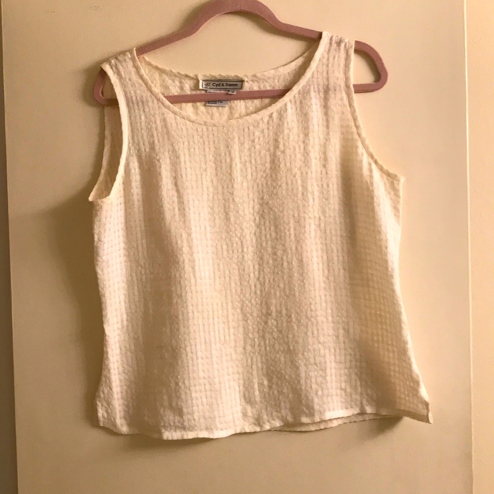 Off white textured tank. Linen and rayon